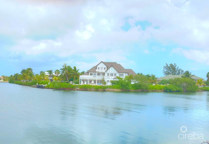 OCEANFRONT SHORES HOME WITH DOCK